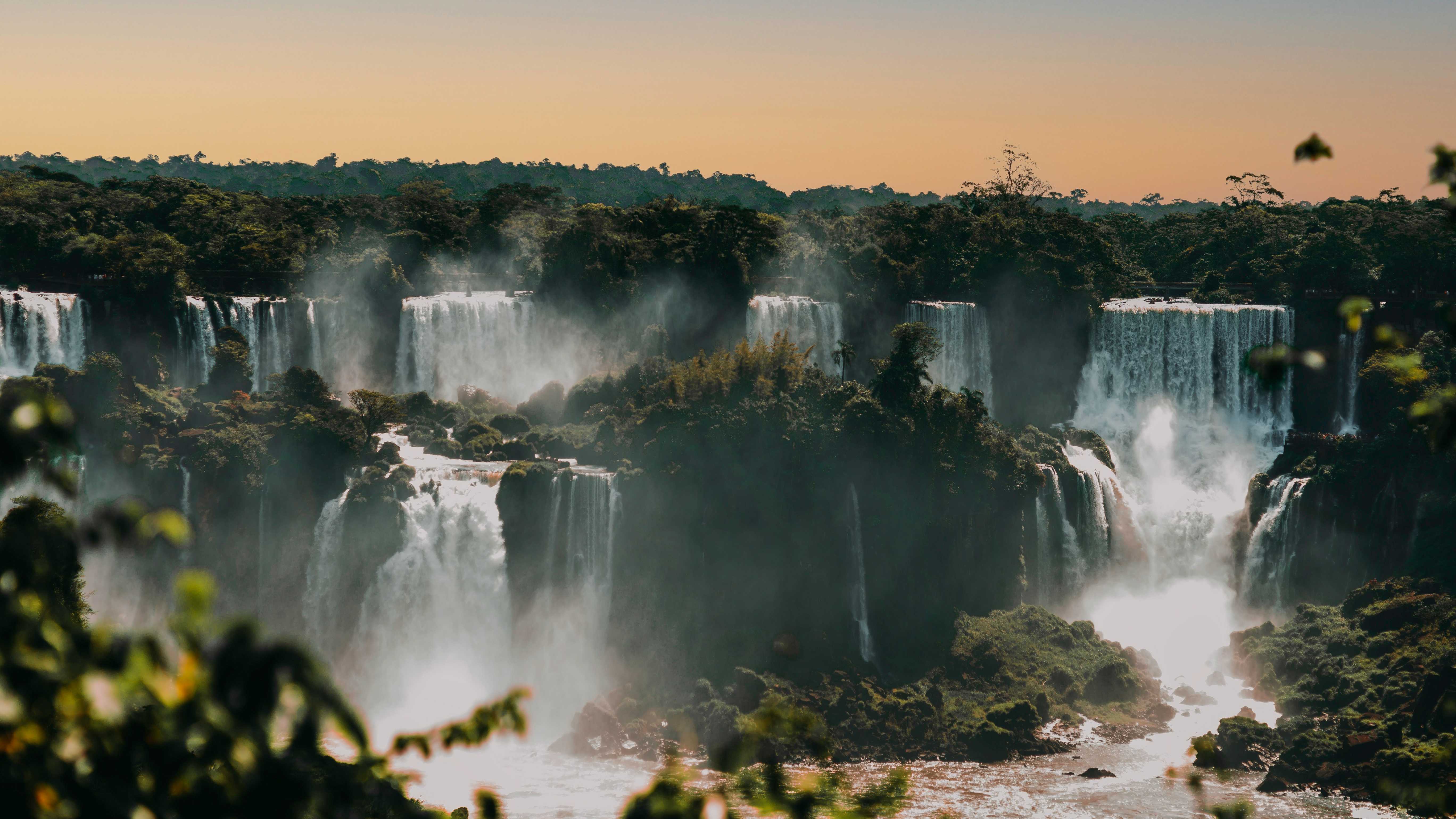 Foto de Douglas Lopez na Unsplash